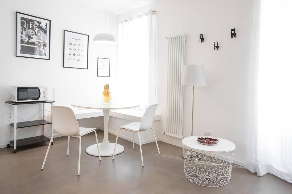 White Suite Trastevere - Topcollection Рим Экстерьер фото